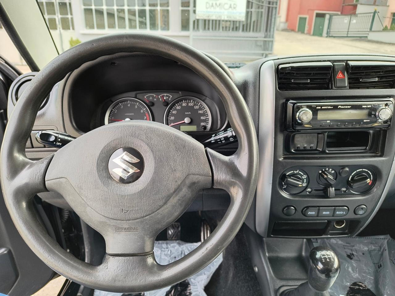 Suzuki Jimny 1.3i 16V cat 4WD