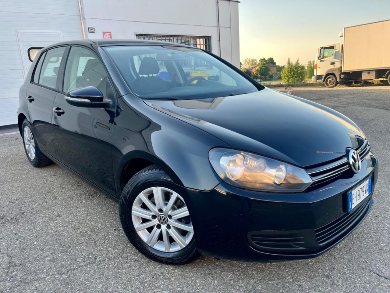 Vw Golf 1.2benzina 2011 98.000km perfetta per neopatentati