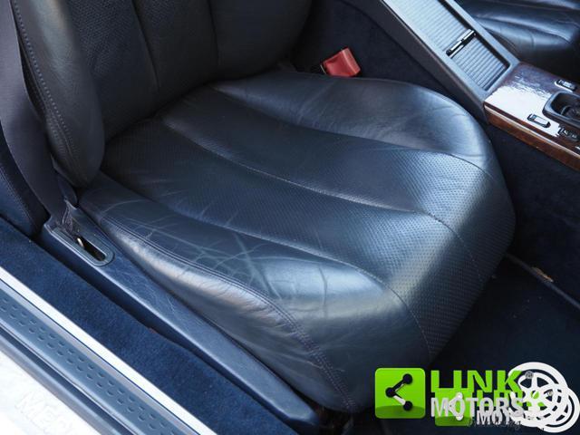 MERCEDES-BENZ SL 300 R129