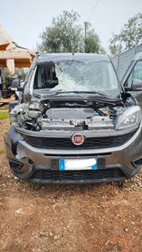 Fiat Doblò 1.6 M-Jet 7 posti incidentato solo parte superiore