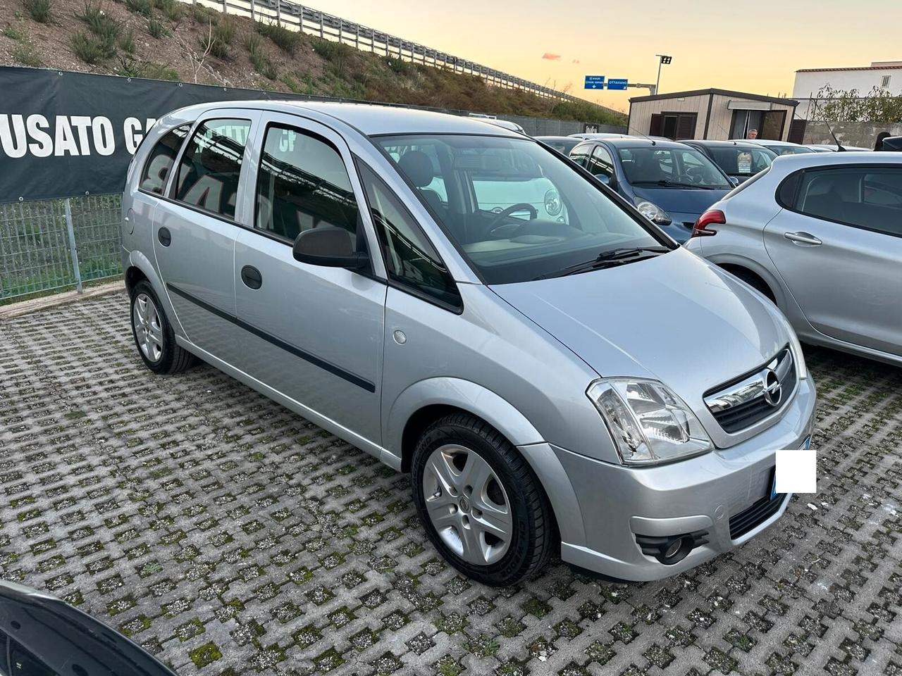 Opel Meriva 1.3 CDTI ecoFLEX Cosmo-02/2010