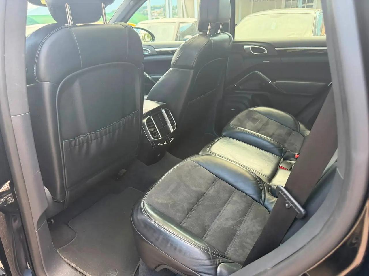 Porsche Cayenne 3.0 Diesel Platinum Edition