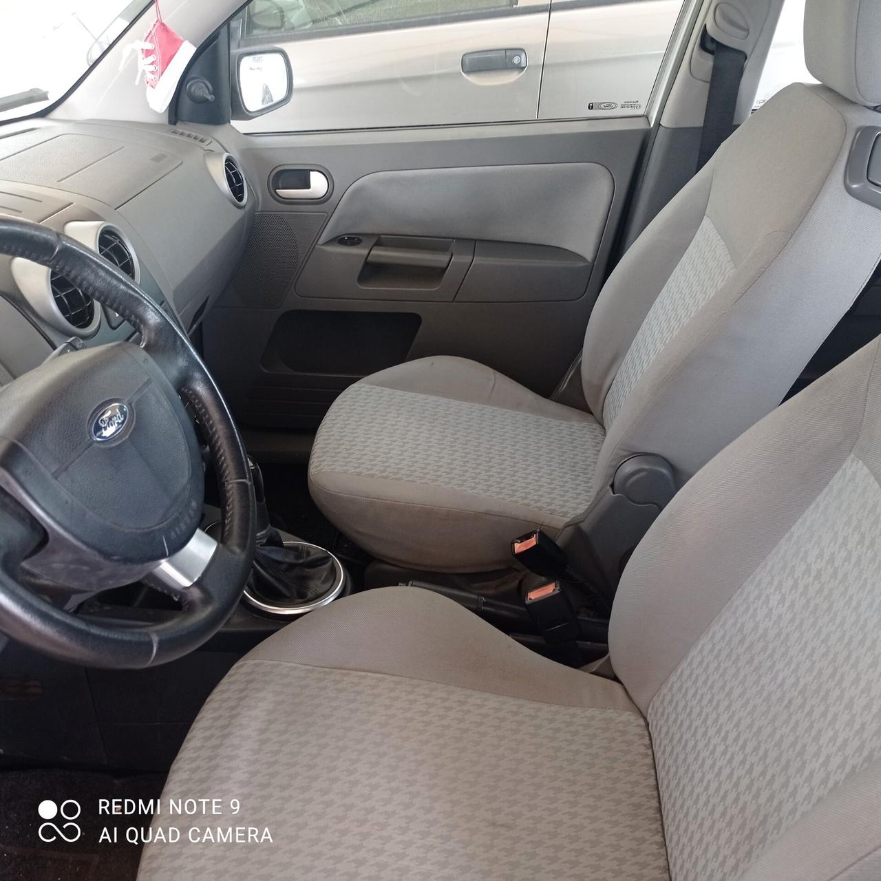 Ford Fusion 1.4 TDCi 5p. Leather