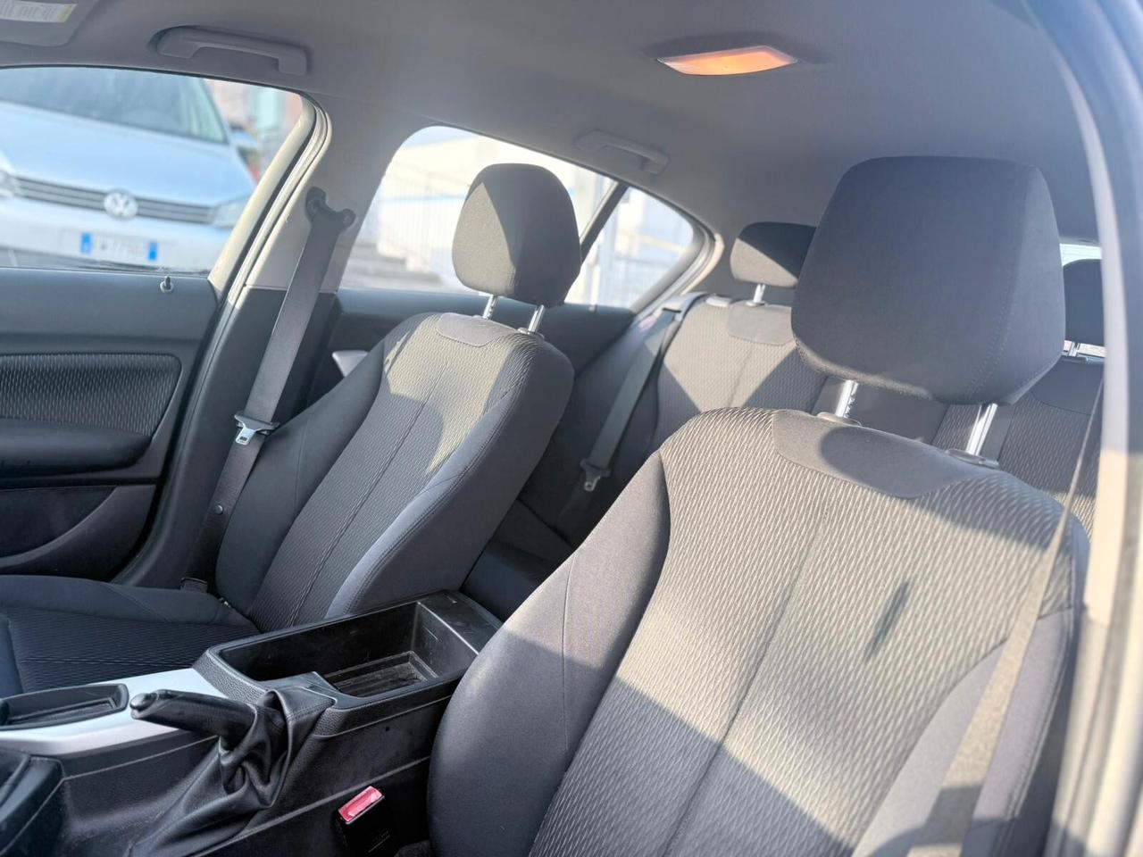 Bmw 116D 2.0 DIESEL 2012