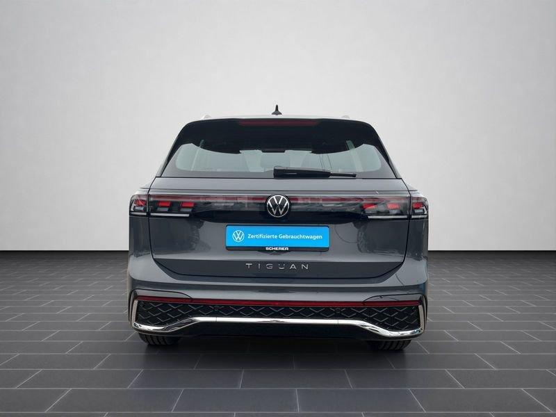 Volkswagen Tiguan 2.0 TDI 150 CV EVO SCR DSG Nuovo Modello R-Line 19" Camera