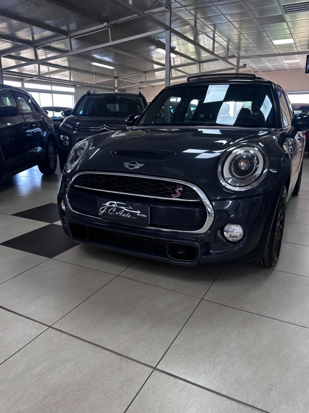 Mini Mini 2.0 Cooper SD Business