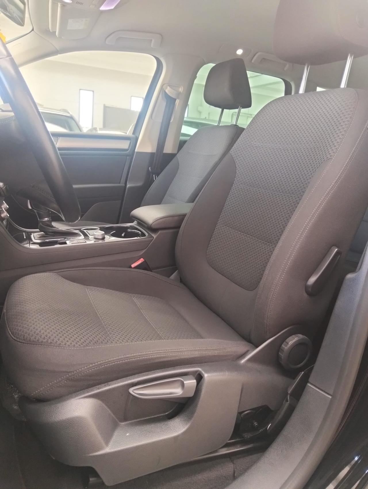 Volkswagen Touareg 3.0 TDI 204 CV tiptronic BlueMotion Techn. Executive