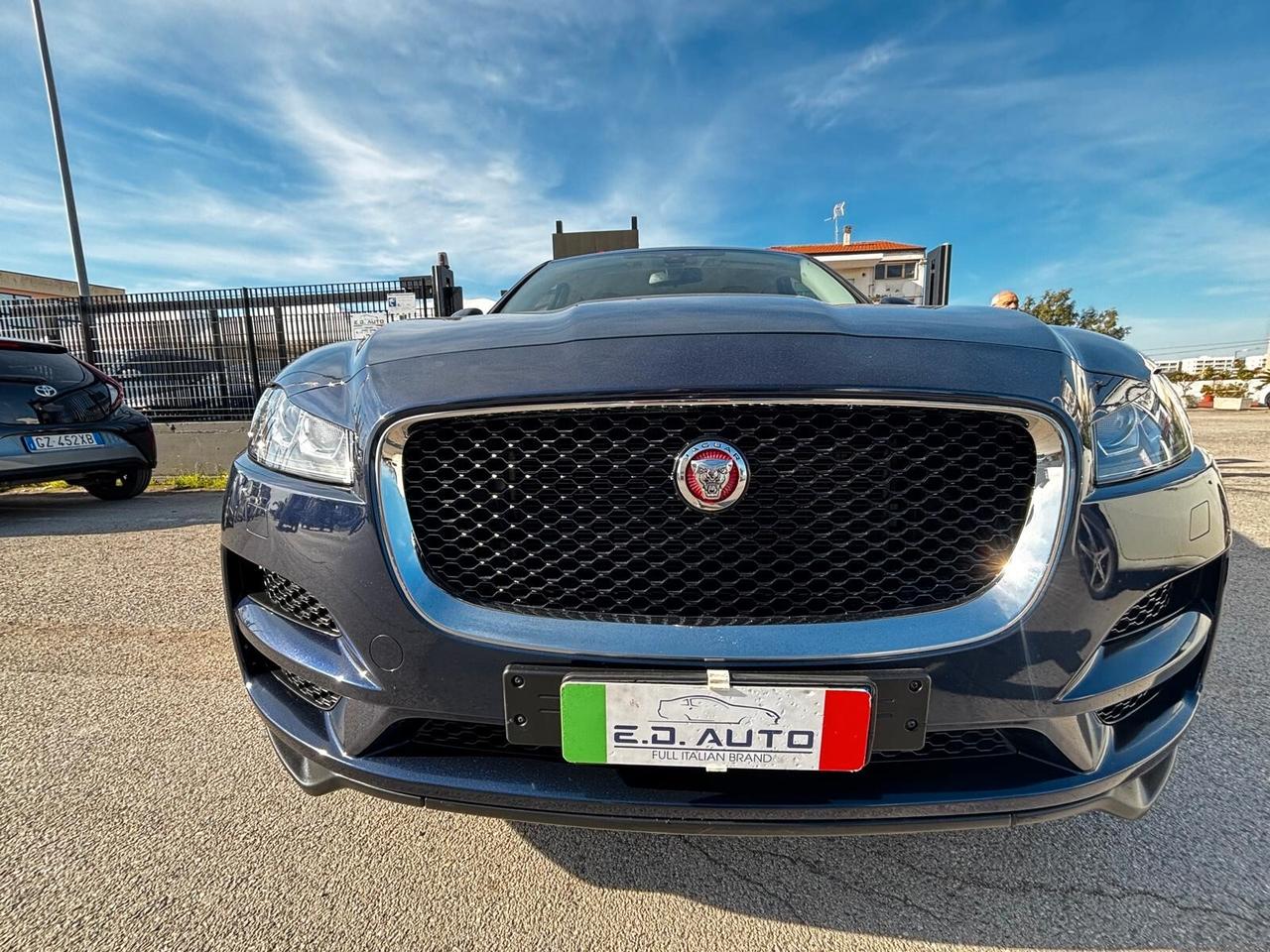 Jaguar F-Pace 2.0 D 180 CV AWD Prestige