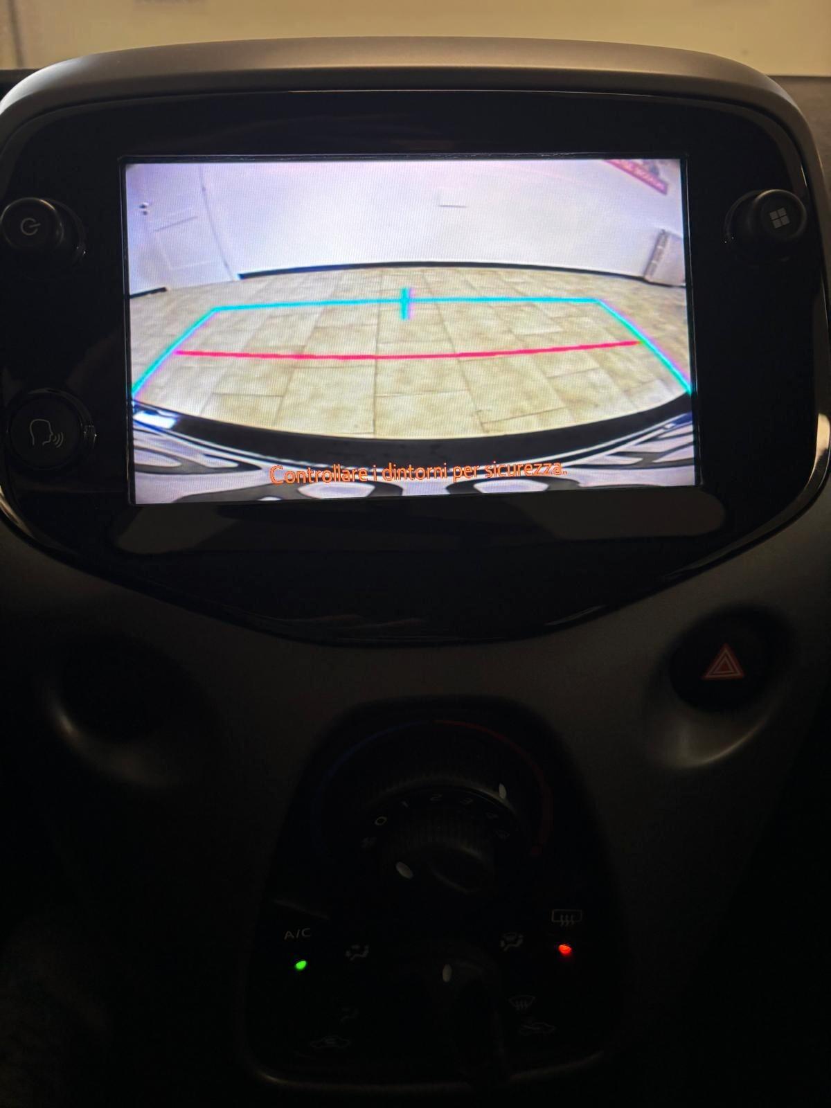 TOYOTA AYGO ANNO 2019 BZ 1.0 ADATTA NEOPATENTATI KM 48 MILA