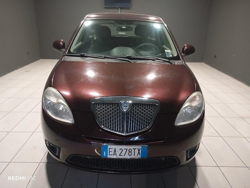 Lancia Ypsilon del 2010 GPL fino al 2030