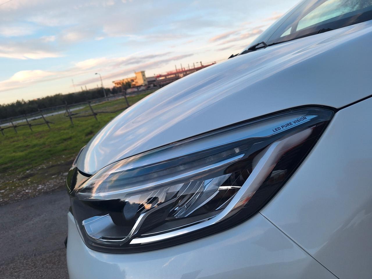 Renault Captur 1.5 dci 110 CV NAVI,FULL LED,CAMERA 2018