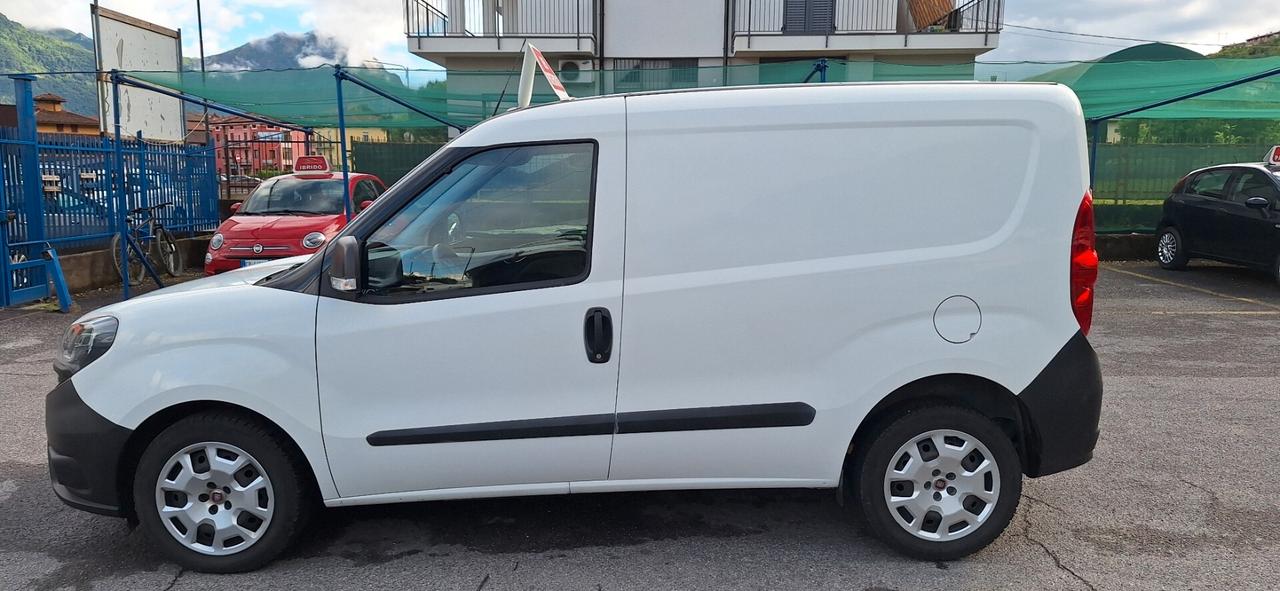 Fiat Doblo Doblò 1.6 MJT 120CV S&S PC-TN Cargo Lounge 3 POSTI