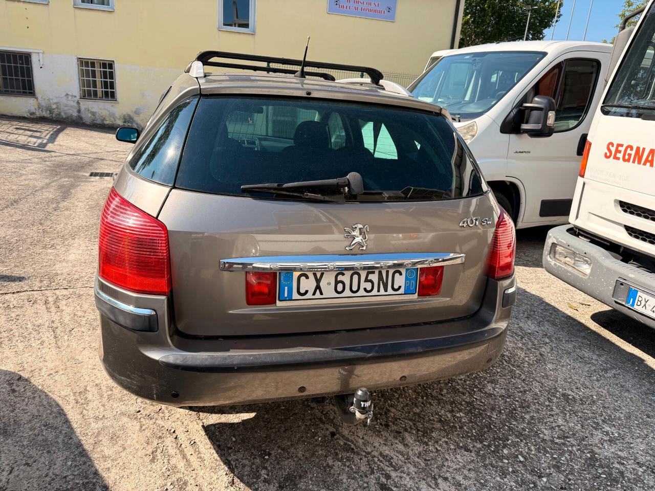 Peugeot 407 HDI Gancio traino 16 quintali