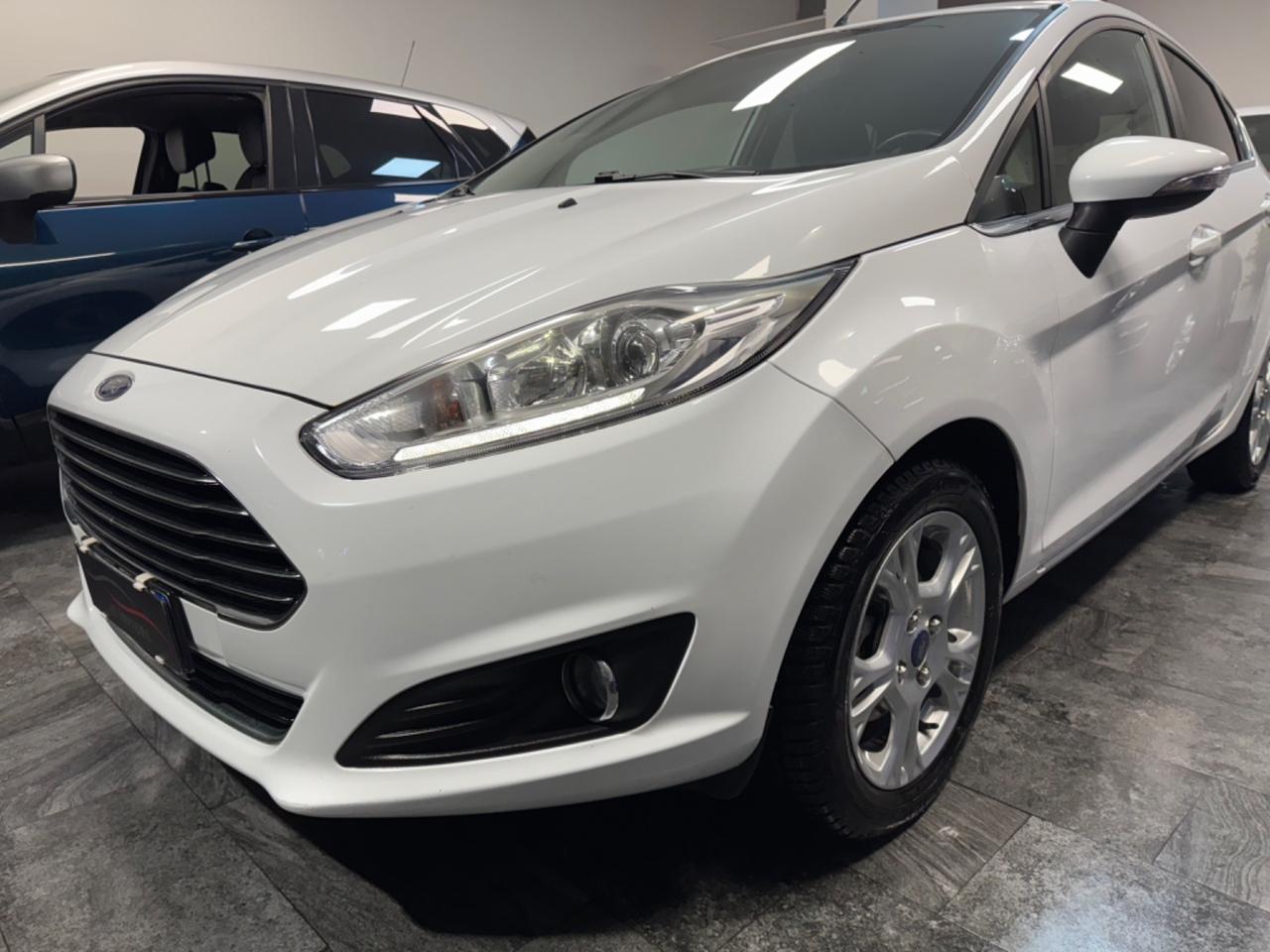 Ford Fiesta 1.5 TDCi 75CV 5 porte Titanium