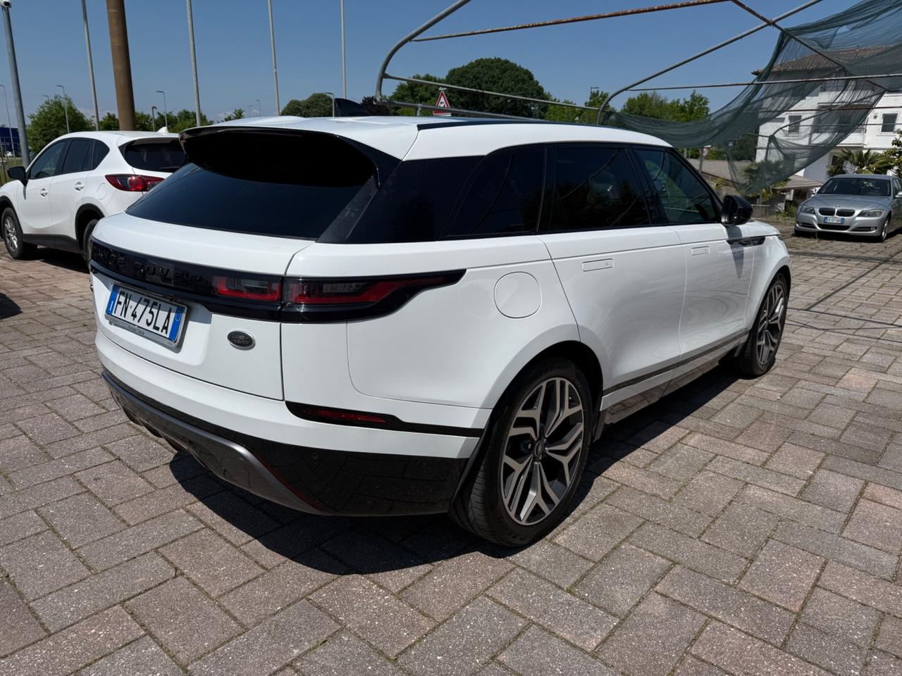 Land Rover Range Rover Velar Range Rover Velar 2.0D I4 240 CV R-Dynamic SE
