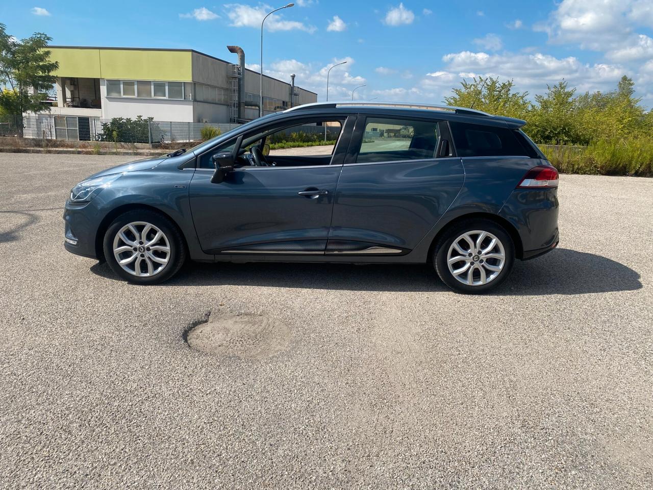 Renault Clio Sporter dCi 8V 75 CV Moschino Zen