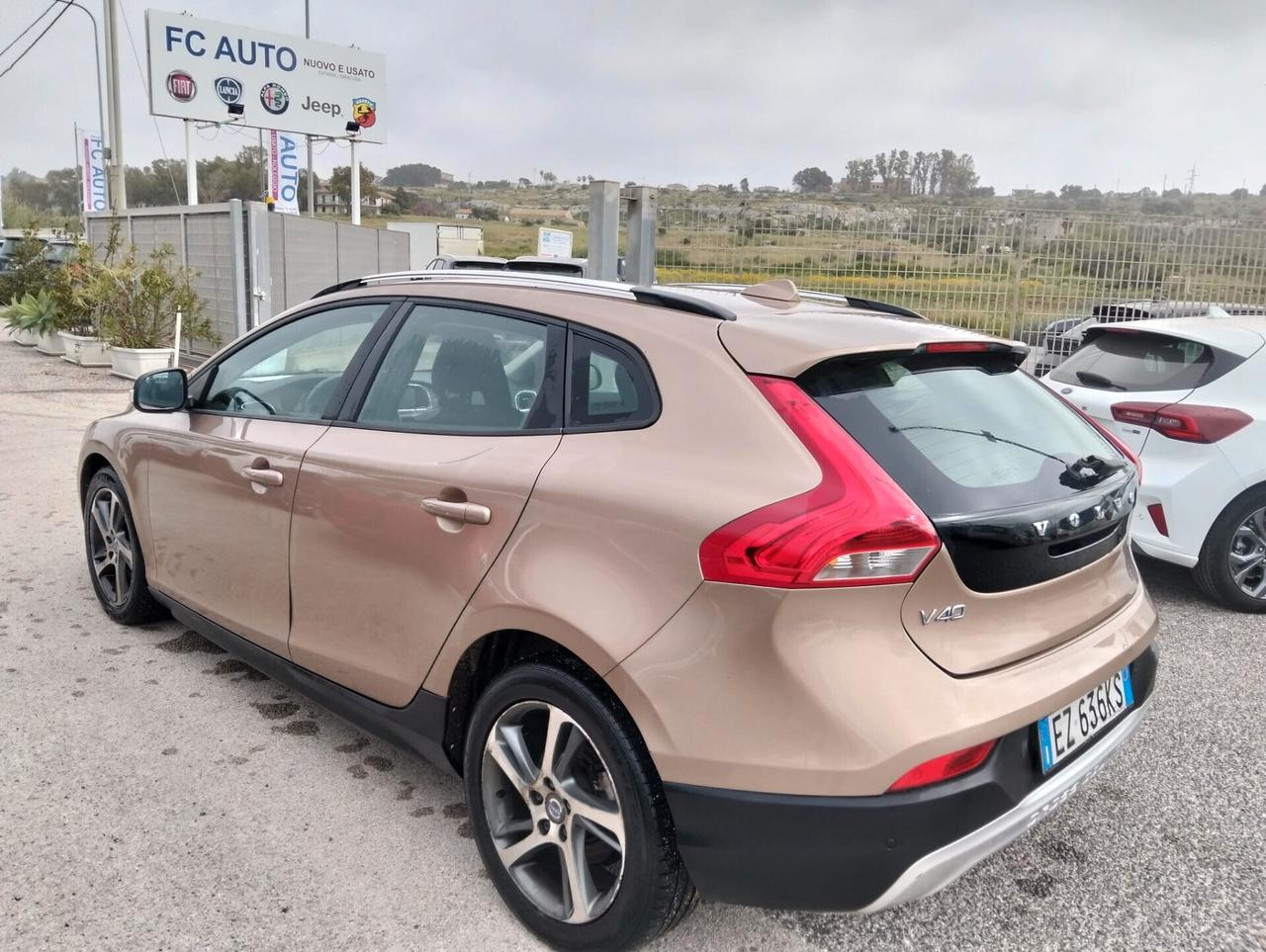 Volvo V40 Cross Country D2 1.6