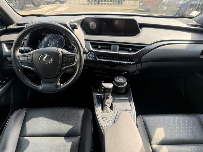 Lexus UX Hybrid Midnight Edition 2WD