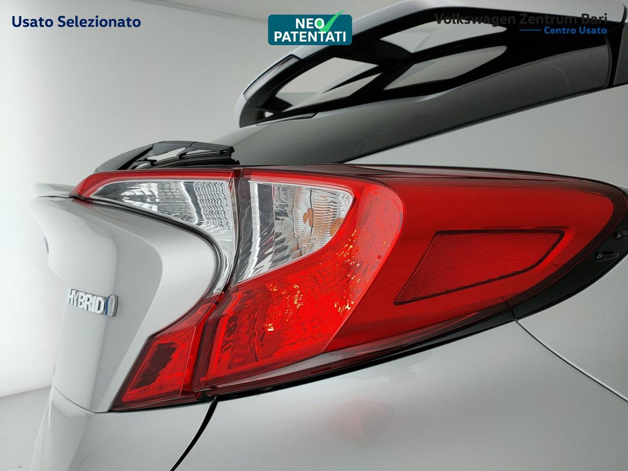 Toyota C-HR 1.8h lounge 2wd e-cvt