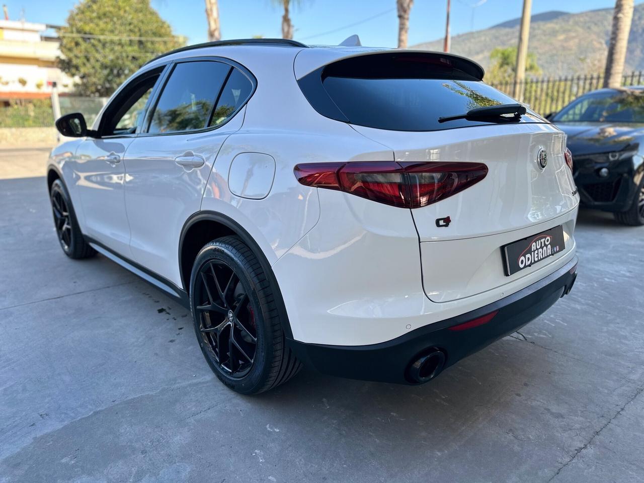 Alfa Romeo Stelvio 2.2 Turbodiesel 210 CV AT8 Q4 B