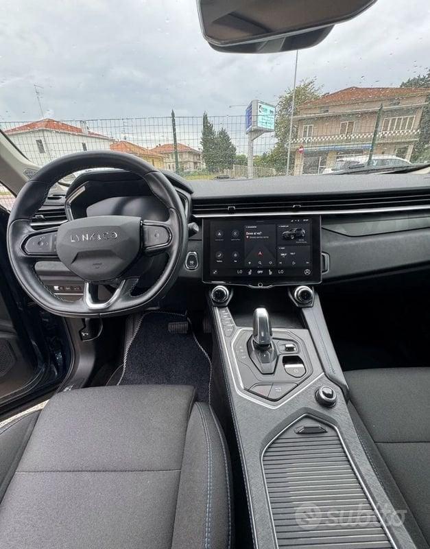 Lynk & Co 01 01 1.5 td phev auto