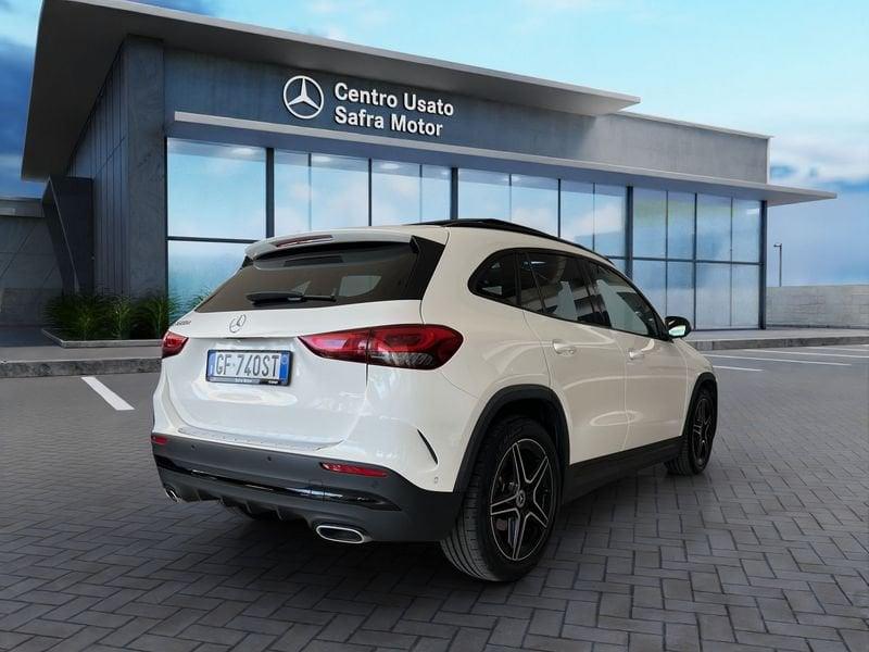 Mercedes-Benz GLA GLA 200 d Automatic Premium