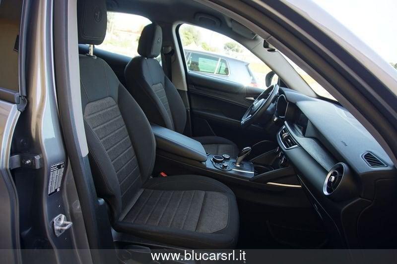 Alfa Romeo Stelvio 2.2 Turbodiesel 160 CV AT8 RWD Business