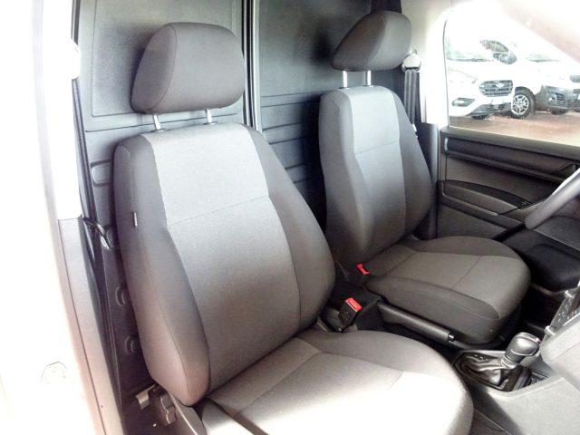 VOLKSWAGEN Caddy 2.0 TDI 102 CV DSG Furgone Business