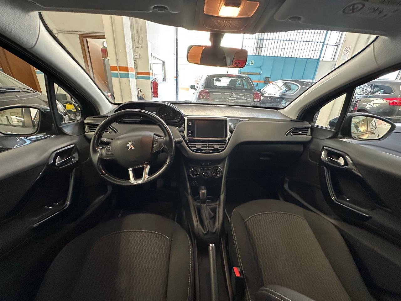 Peugeot 208 PureTech 82 5p. GPL Active