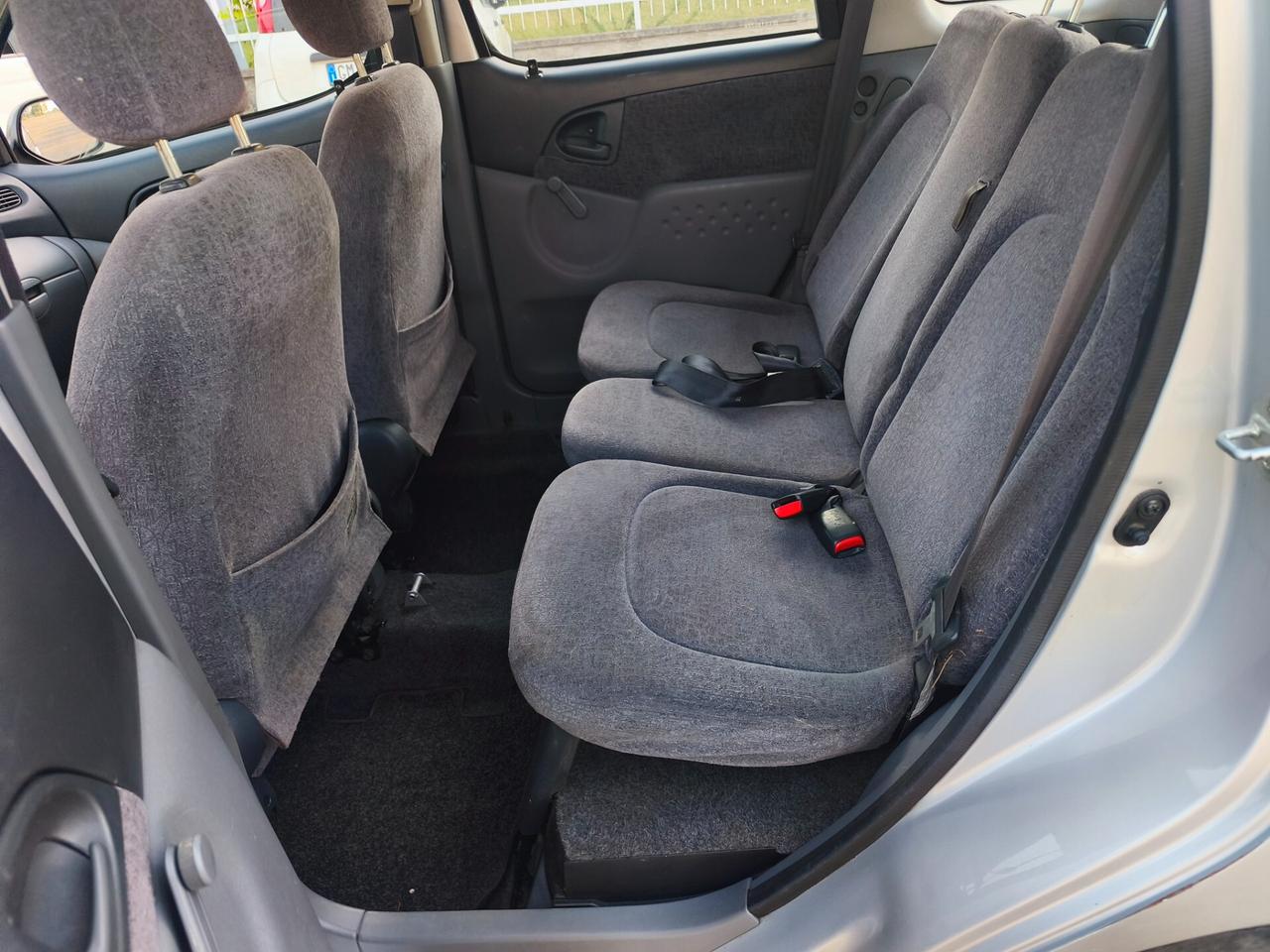 Toyota Yaris Verso 1.3i 16V cat Sol