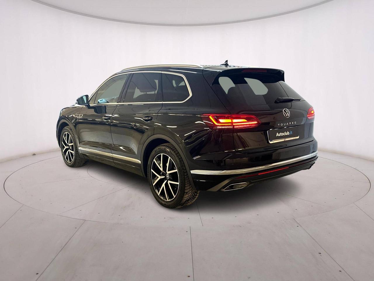 Volkswagen Touareg 3.0 V6 tdi Elegance 286cv