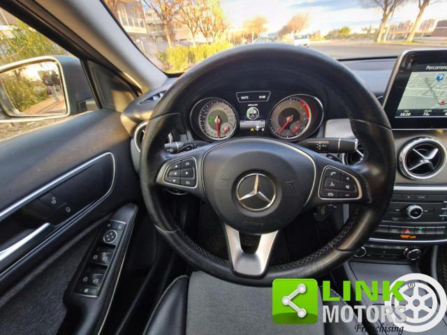 MERCEDES-BENZ GLA 200 d Automatic Business