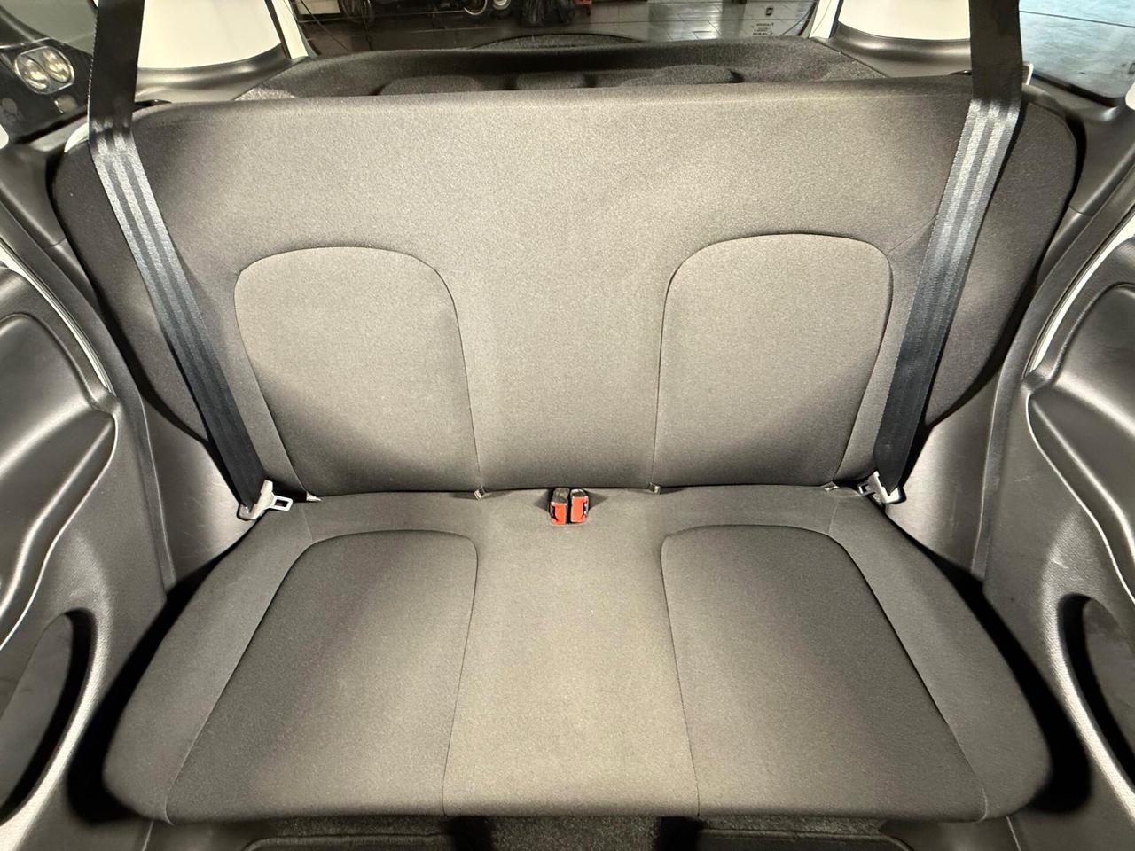 Fiat Panda 1.0 FireFly S&S Hybrid IVA ESPOSTA