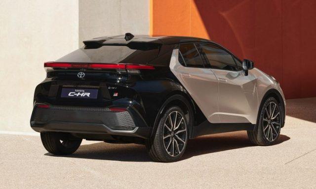 TOYOTA C-HR 2.0 HV AWD Trend