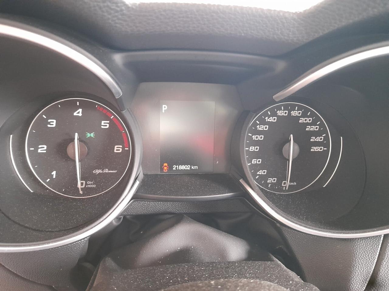 Alfa Romeo Stelvio 2.2 Turbodiesel 180 CV AT8 Q4 Executive