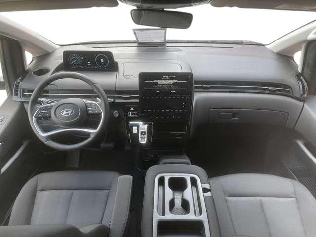 Hyundai STARIA 1.6 hev Wagon 2wd auto