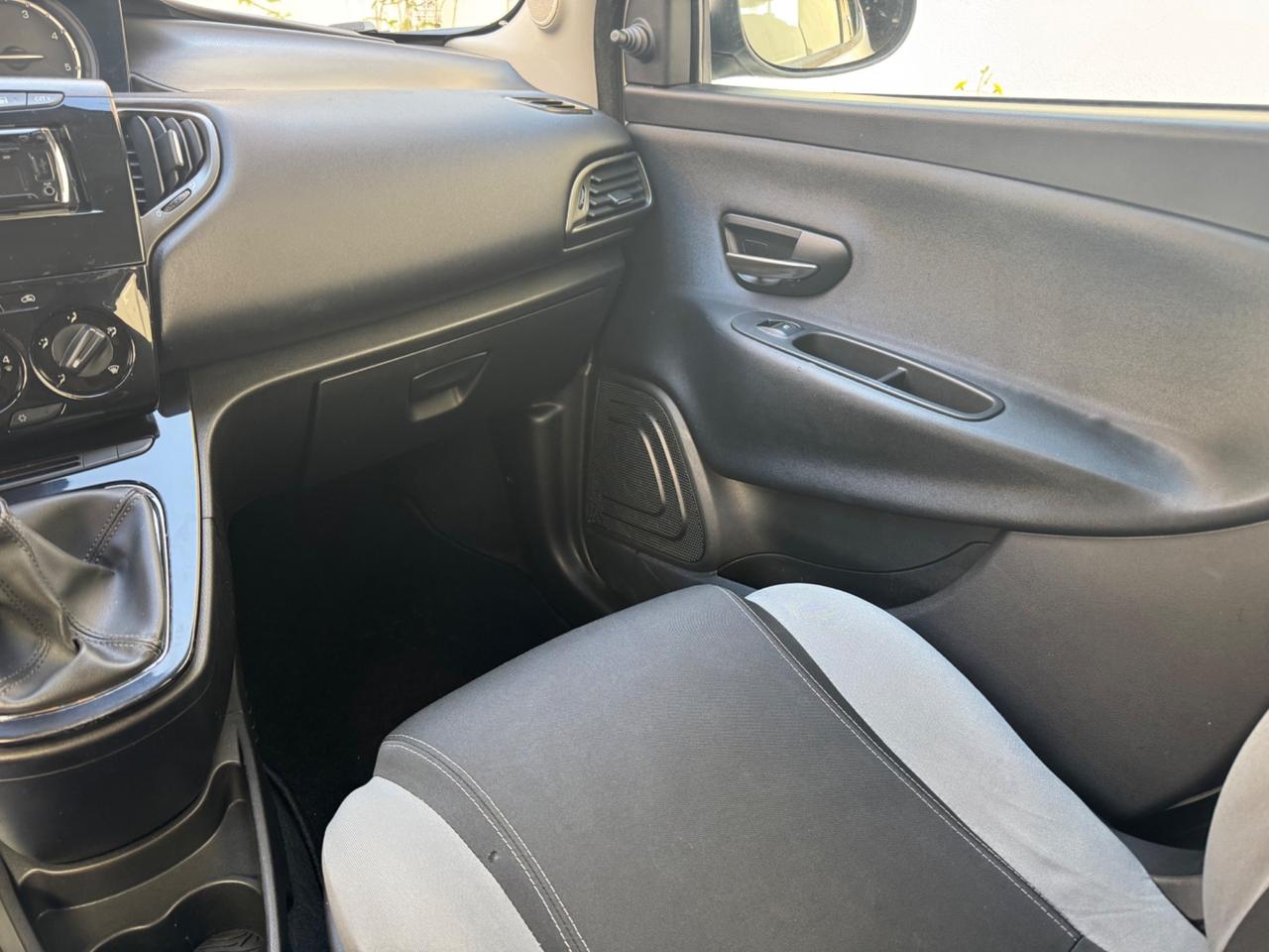 Lancia YPSILON 1.3 MJT MOTORE NUOVO FIAT