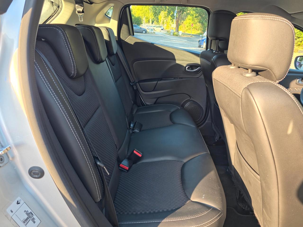 Renault Clio dCi 8V 75 CV 5 porte Duel2 CV-75 E6 Manuale NEO 2019