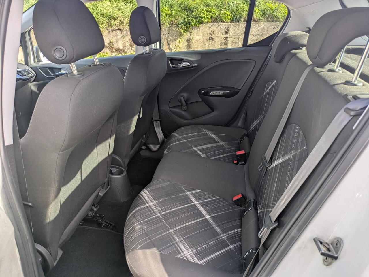 Opel Corsa 1.4 90CV GPL Tech 5 porte b-Color