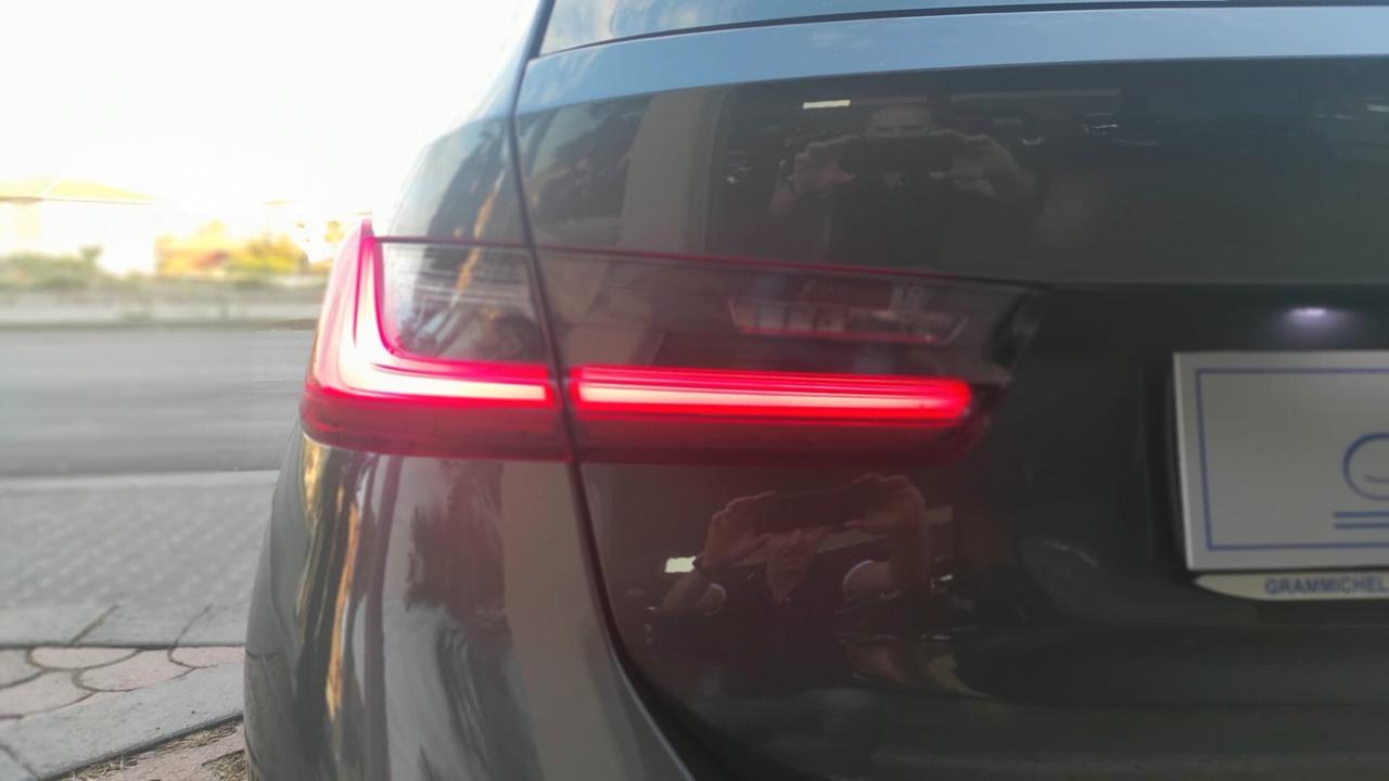 Bmw 316 48V Touring Business Advantage