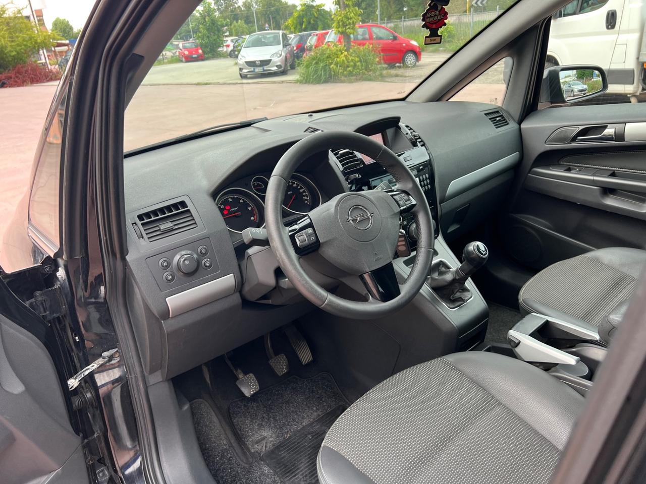 Opel Zafira 1.9 CDTI 120CV Cosmo