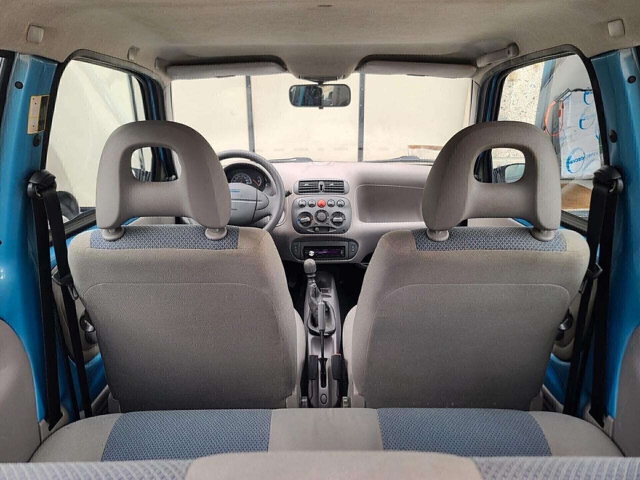 Fiat 600 CON A/C SOLO 59.000KM