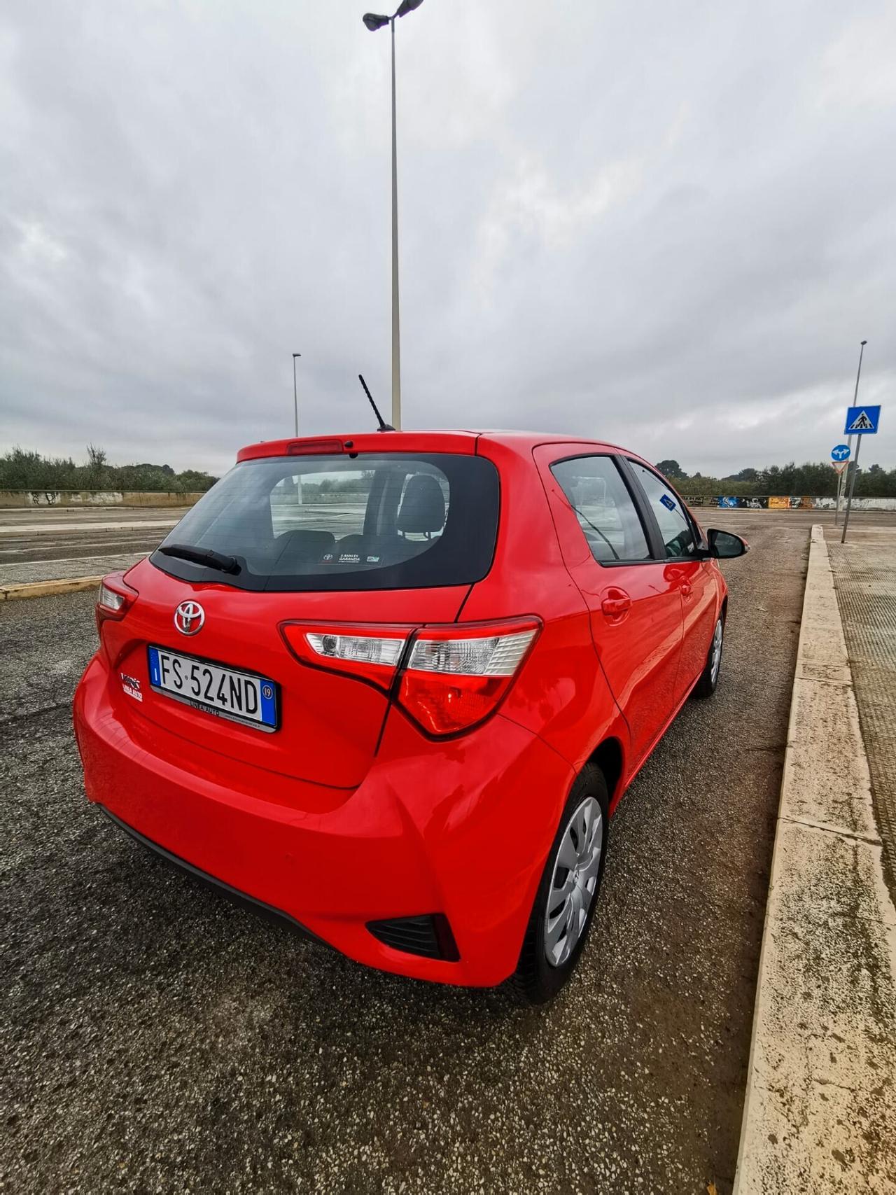 Toyota Yaris 1.0 72 CV 5 porte Active - 2019