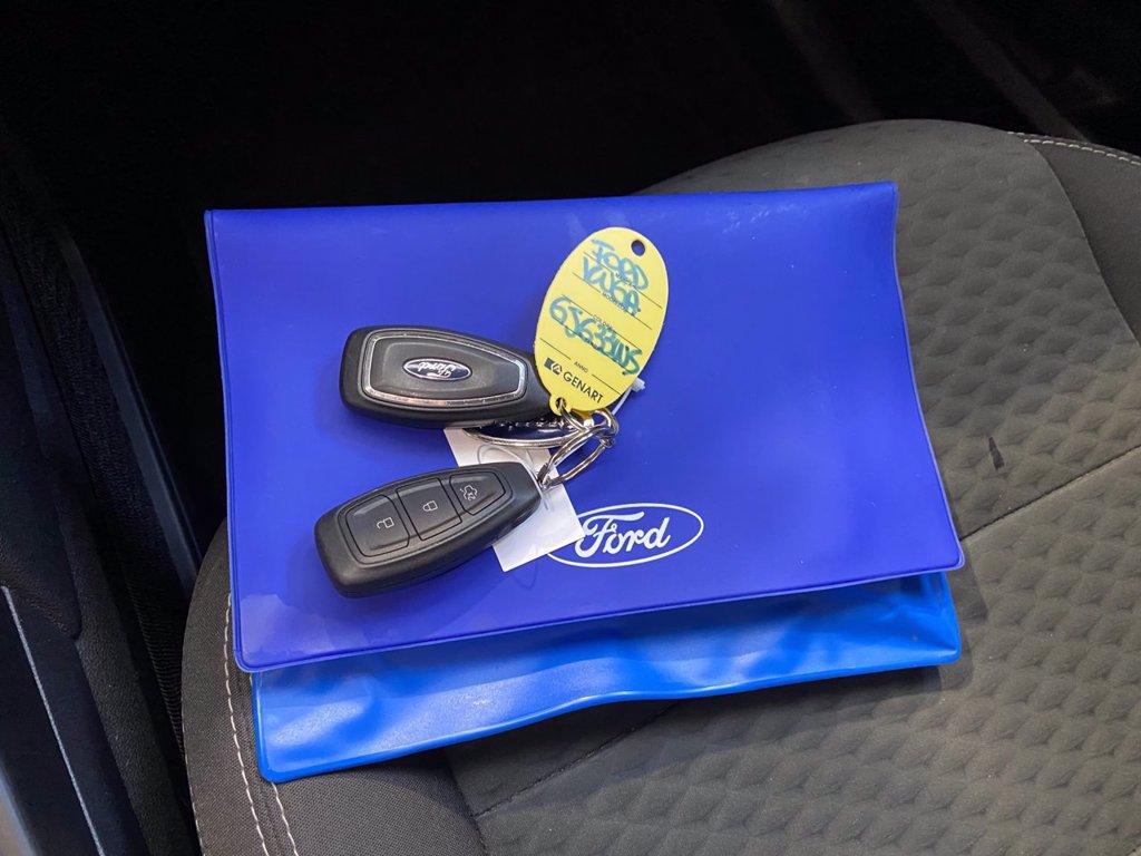 FORD Kuga 2.5 phev Connect 2wd 225cv e-shifter del 2022