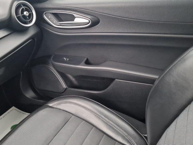 ALFA ROMEO Giulia 2.2 Turbodiesel 180 CV AT8 Super