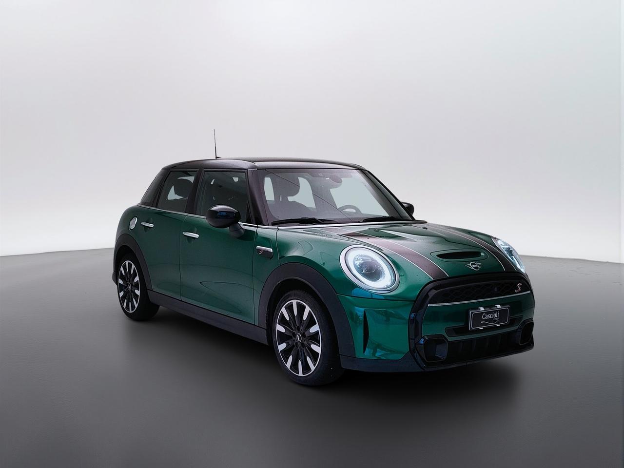 MINI Mini IV F55 2021 5p - Mini 5p 2.0 Cooper S Yours auto