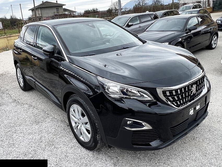 PEUGEOT 3008 1.2 BENZINA NAVI-AUTOMATICA