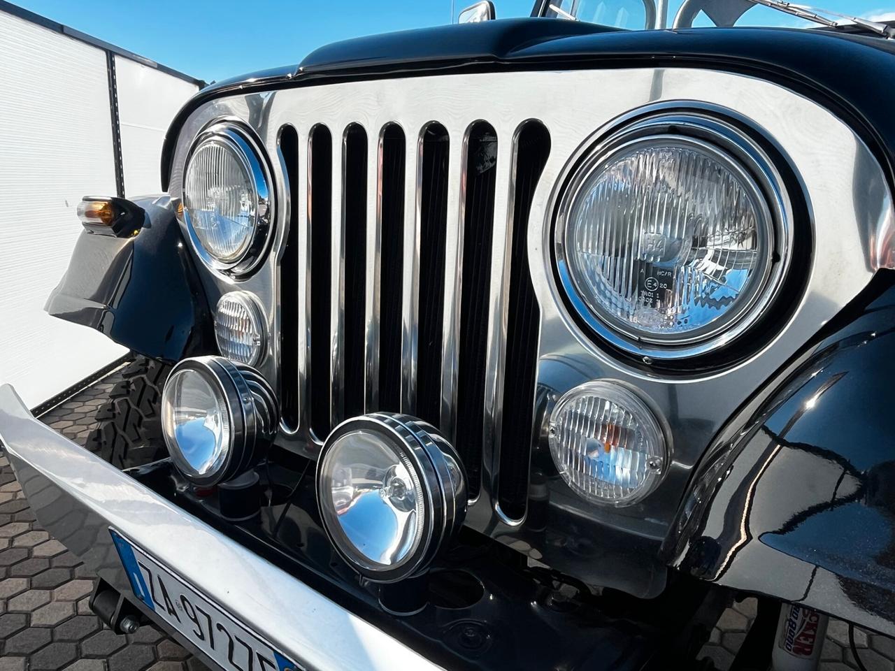Jeep CJ-7 RENEGADE