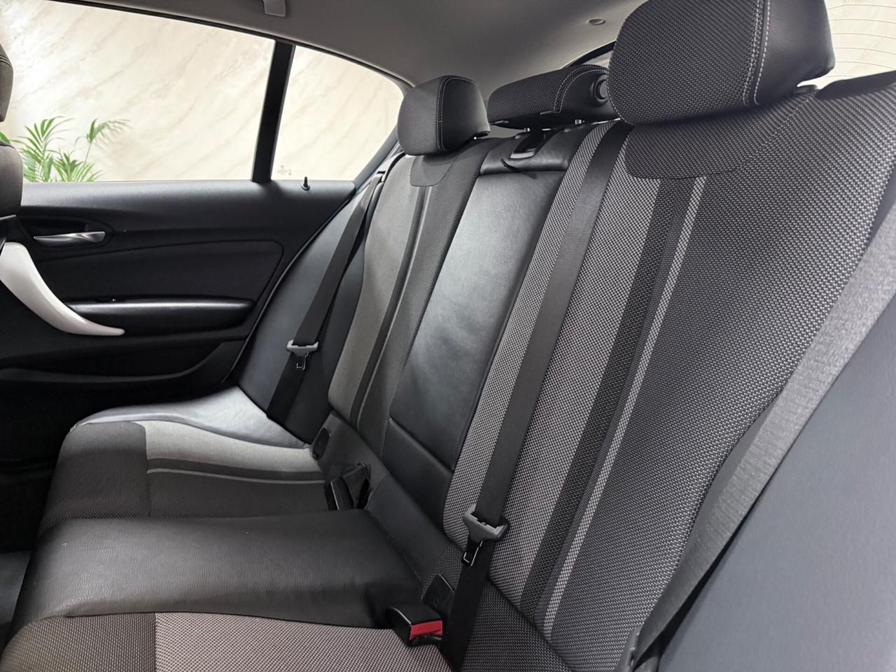 Bmw 116 116d 5p. Sport