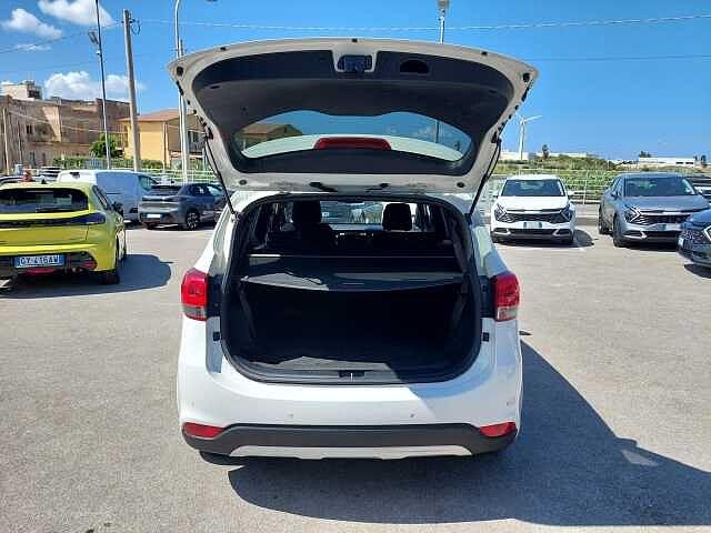 Kia Carens 1.7 CRDi 115 CV Business Class